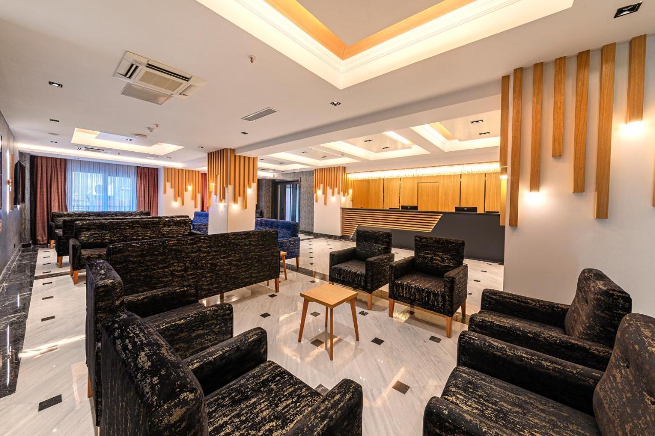 Demiray Hotel Old City Isztambul Kültér fotó The lounge at the airport
